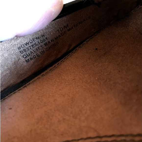 Copied - Naturalizer Patent Leather Flats with Bows - Picture 8 of 8